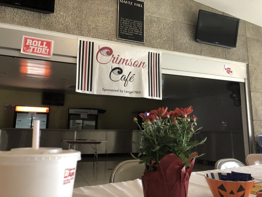 DINE+-+Lengel+students+have+the+opportunity+to+redeem+their+Crimson+Cash+for+lunch+from+a+restaurant+once+per+month+at+the+Crimson+Cafe+pictured+here+at+the+top+of+Martz+Hall.