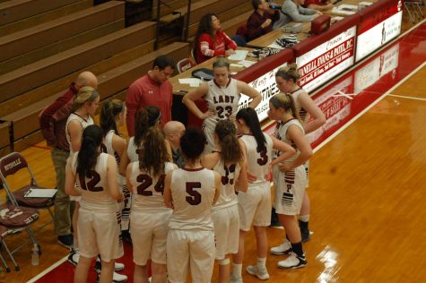 Basketball teams kick off the season